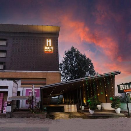 Icon Business Hotel By Bhagini Bangalore Exteriör bild