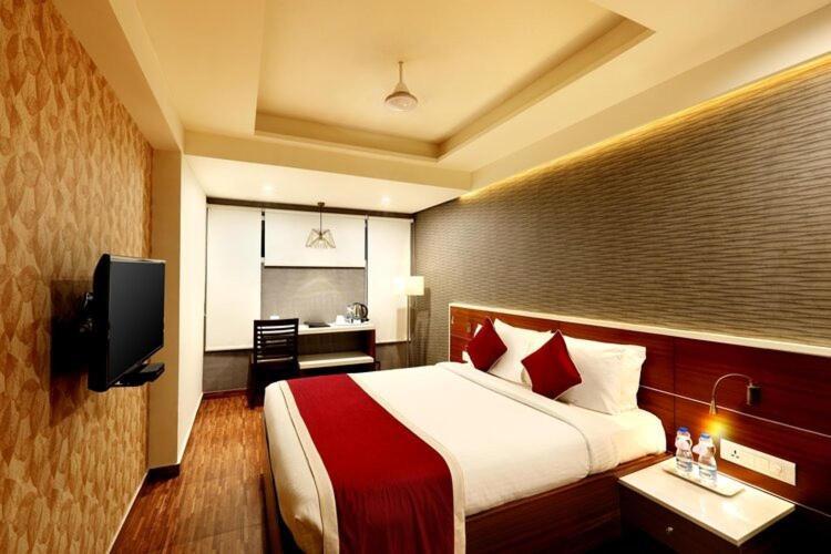 Icon Business Hotel By Bhagini Bangalore Exteriör bild