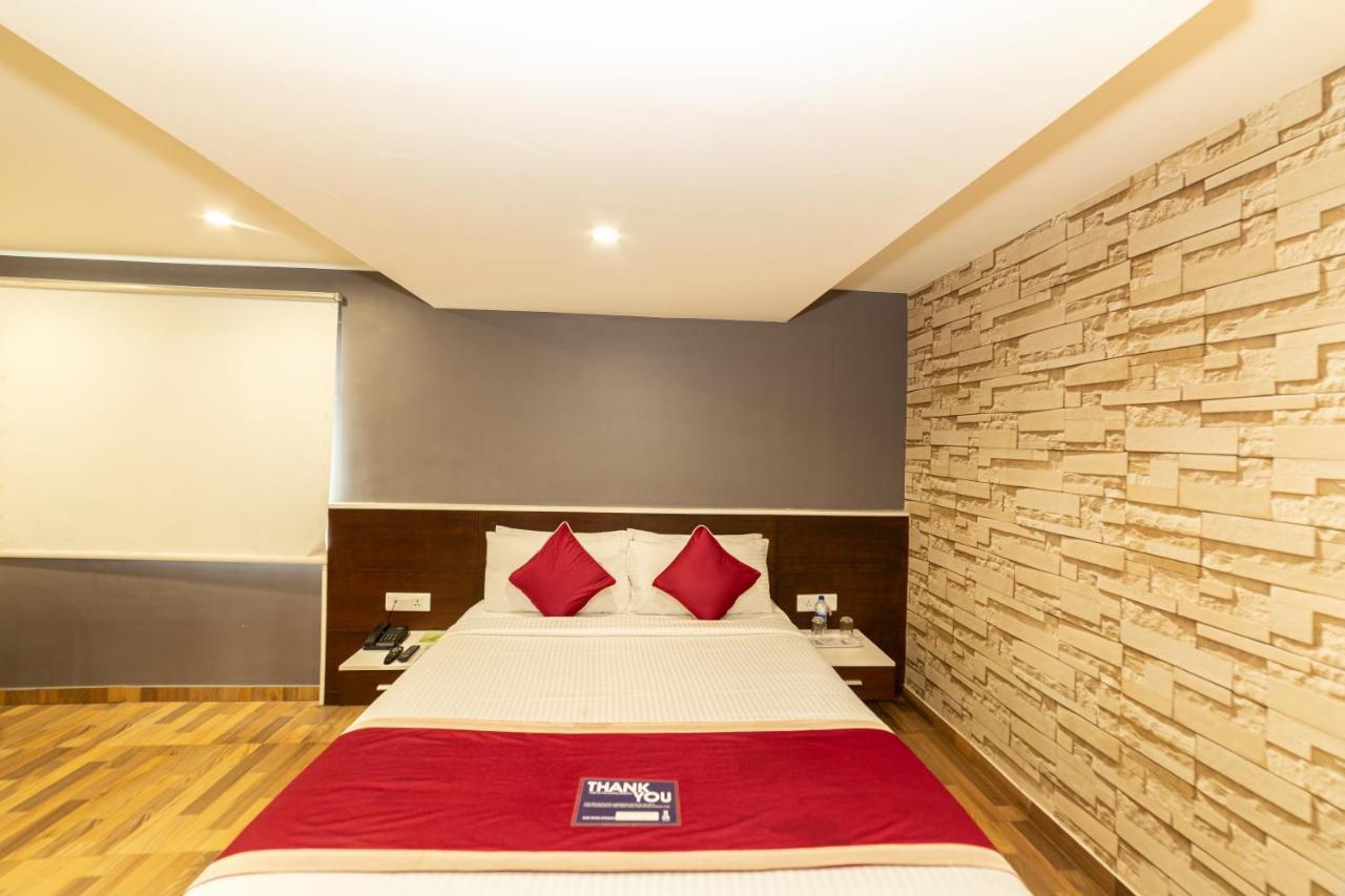 Icon Business Hotel By Bhagini Bangalore Exteriör bild