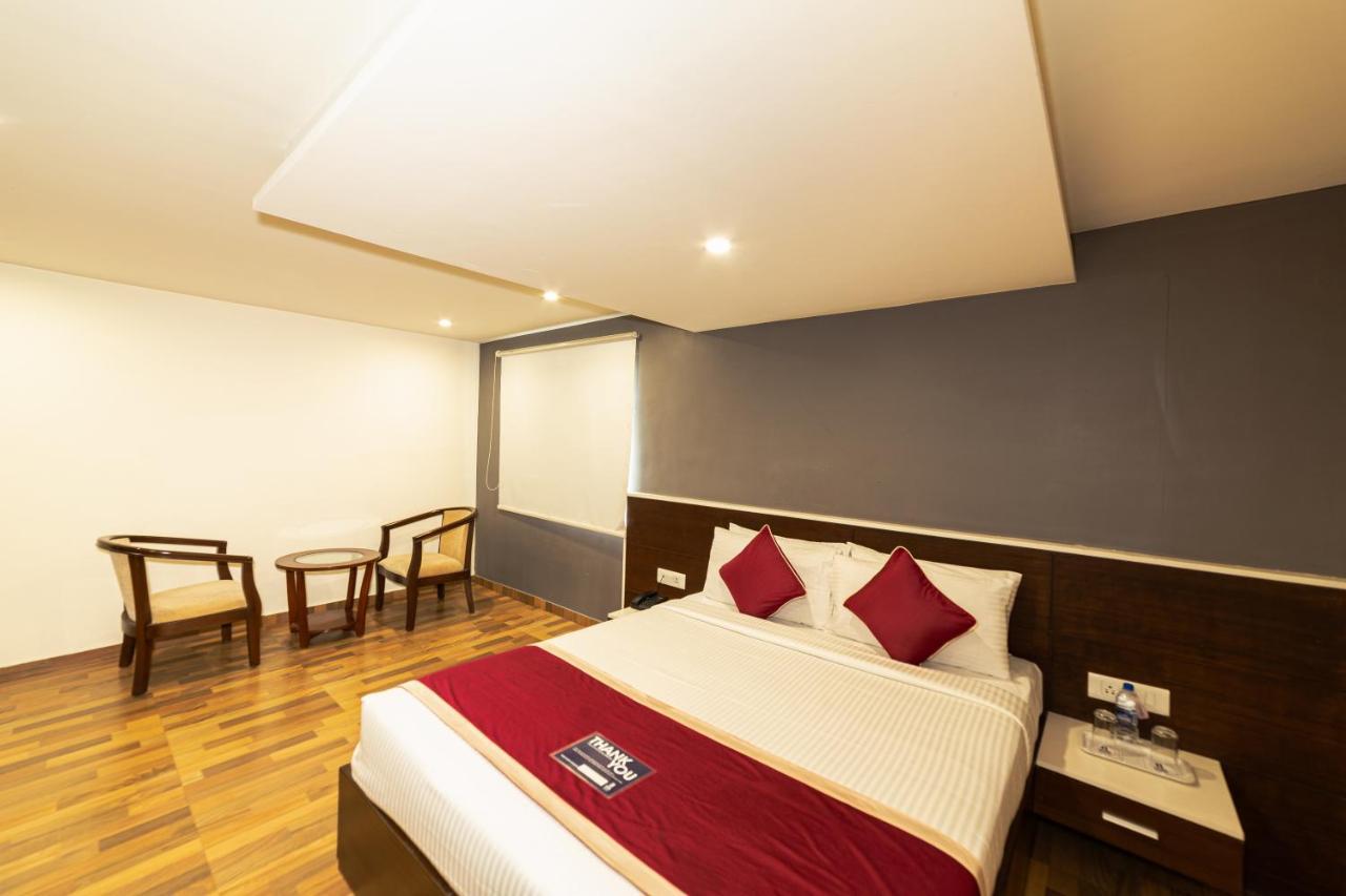 Icon Business Hotel By Bhagini Bangalore Exteriör bild